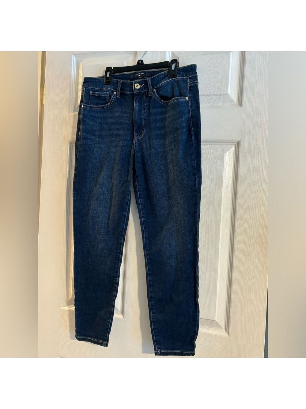 Hilfiger Jeans Tribeca Skinny Medium Dark Blue. Some Factory Whiskering. Sz 8